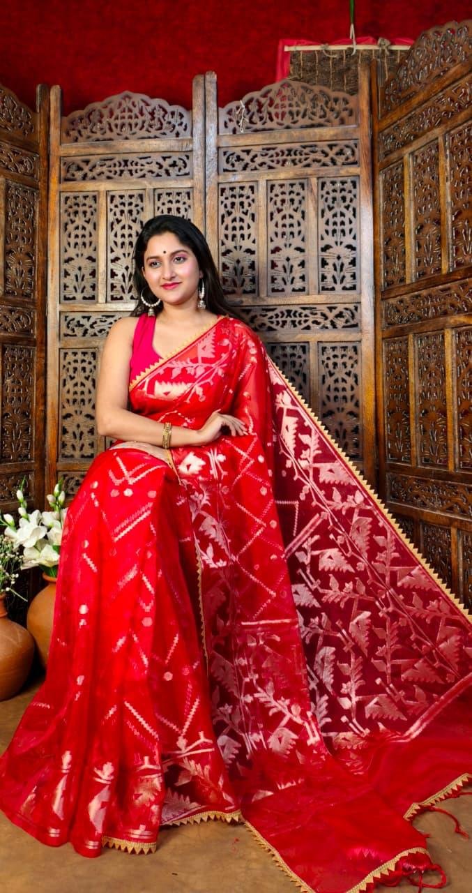 Vermilion Jamdani Saree by Muditaa Fashions