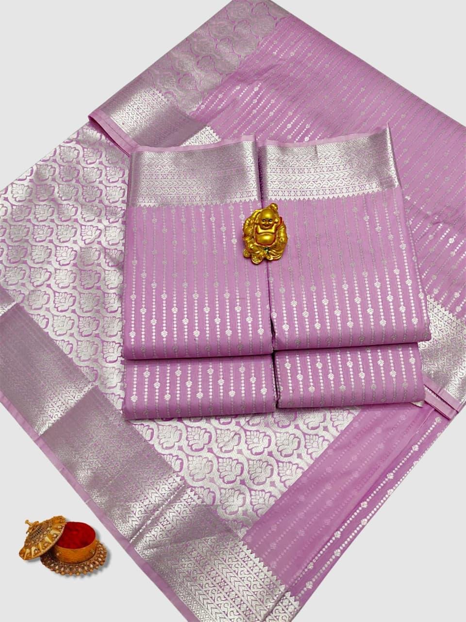 Lilac Silver Handloom Saree by Muditaa Fashions